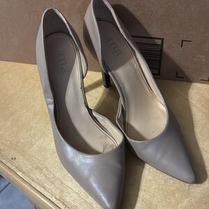 Women's Taupe Heels